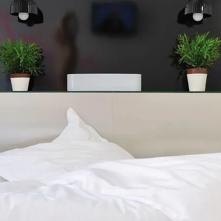 Otel Continental *